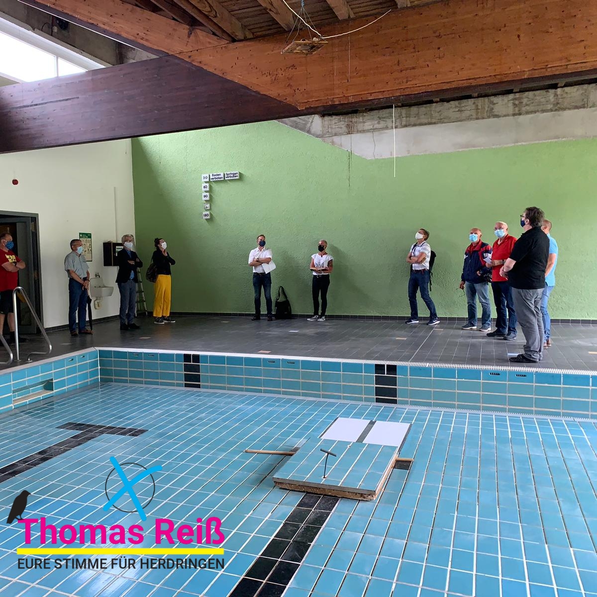 Lehrschwimmbecken und Turnhalle in Herdringen